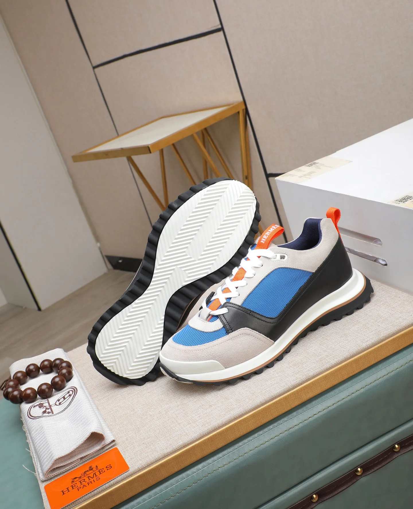 Men's shoes 💰760 Hermes🐴 25ss new autumn and winter products! Classic boot shape + British color matching design, imported calfskin, classic and durable! The original inverted mold last, the ultimate 1:1 shape, and the imported high-end cowhide presents a refined texture! Open the mold to customize the A-grade high-density private mold outsole with luxurious packaging! - Unique quality, 39-44 (38 45 46 customized)